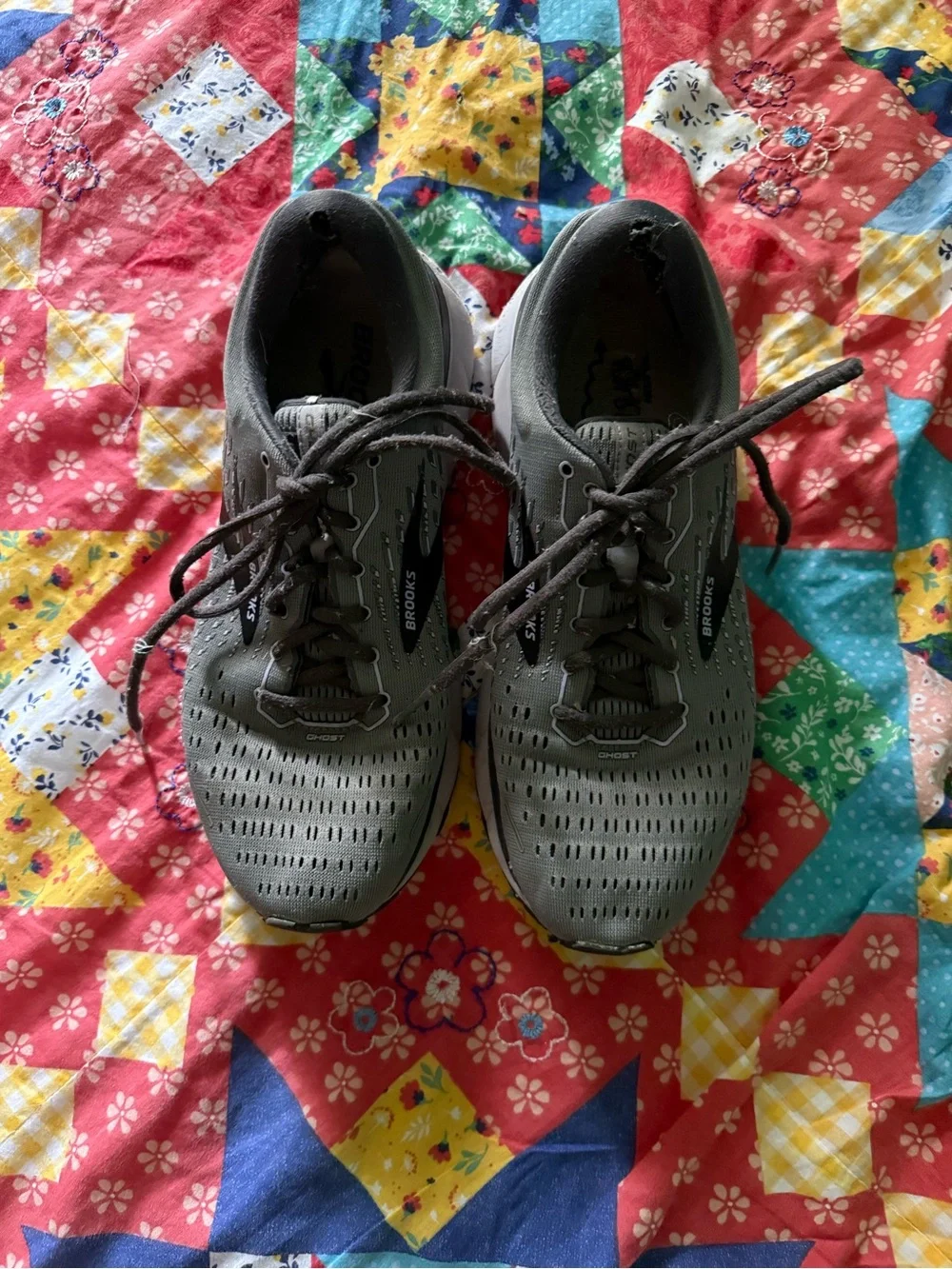 Brooks Ghost 13 Olive Gray Women's Athletic Running Shoes